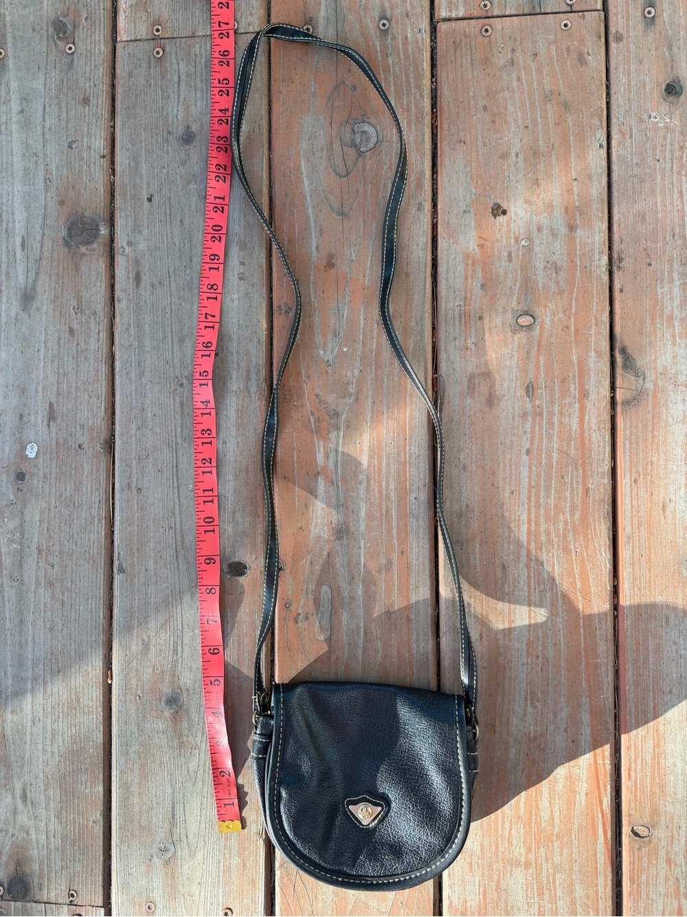 Cute Vintage Crossbody Bag 💼 iPhone 17 Pro fits perfectly ☺️ - Picture 15 of 15